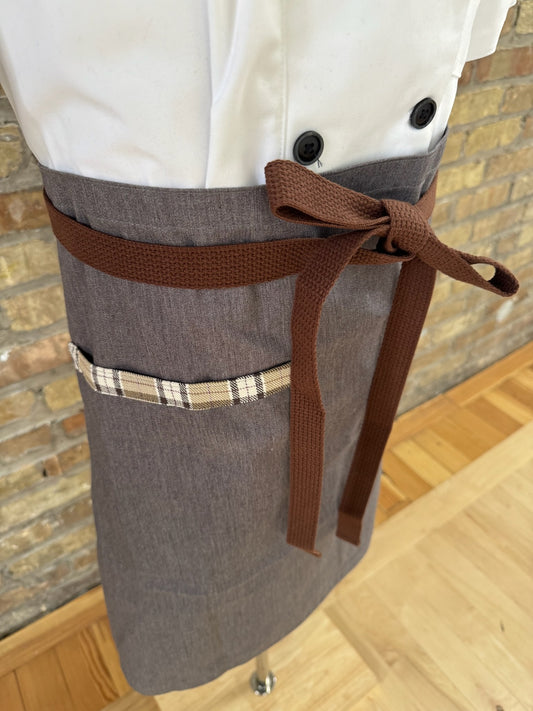 Bistro with plaid trim