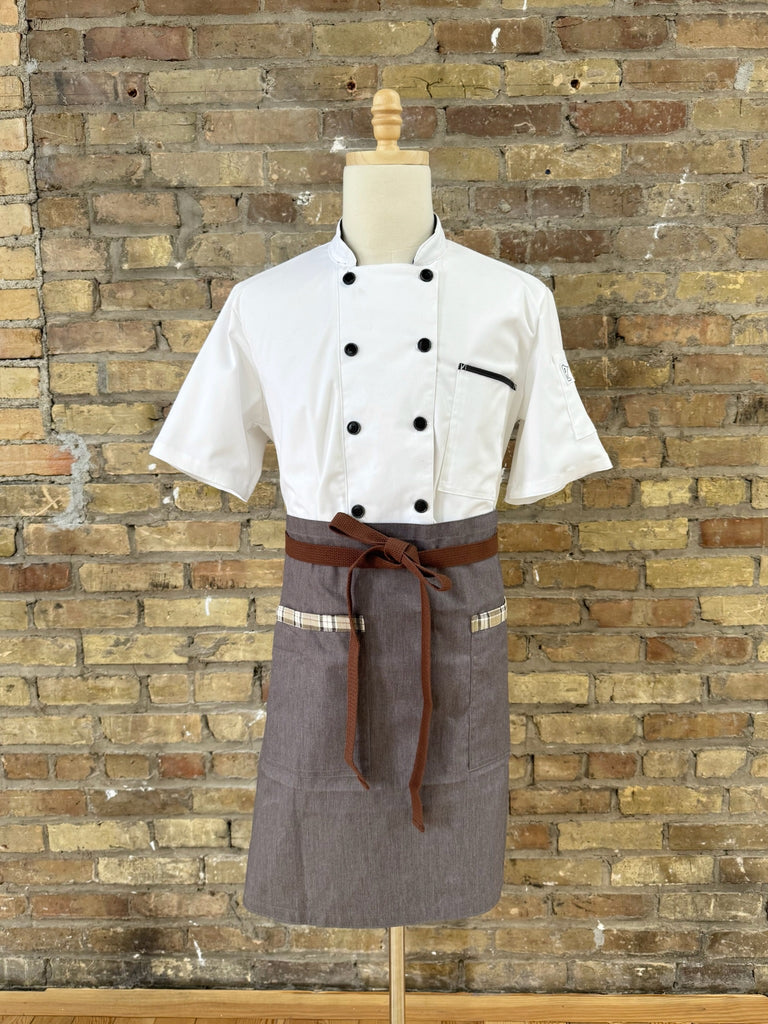 Bistro with plaid trim