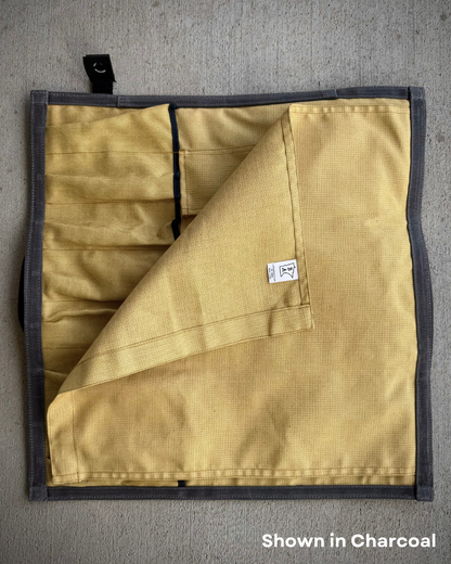 Main Squeeze - Dark Oak - Knife Roll