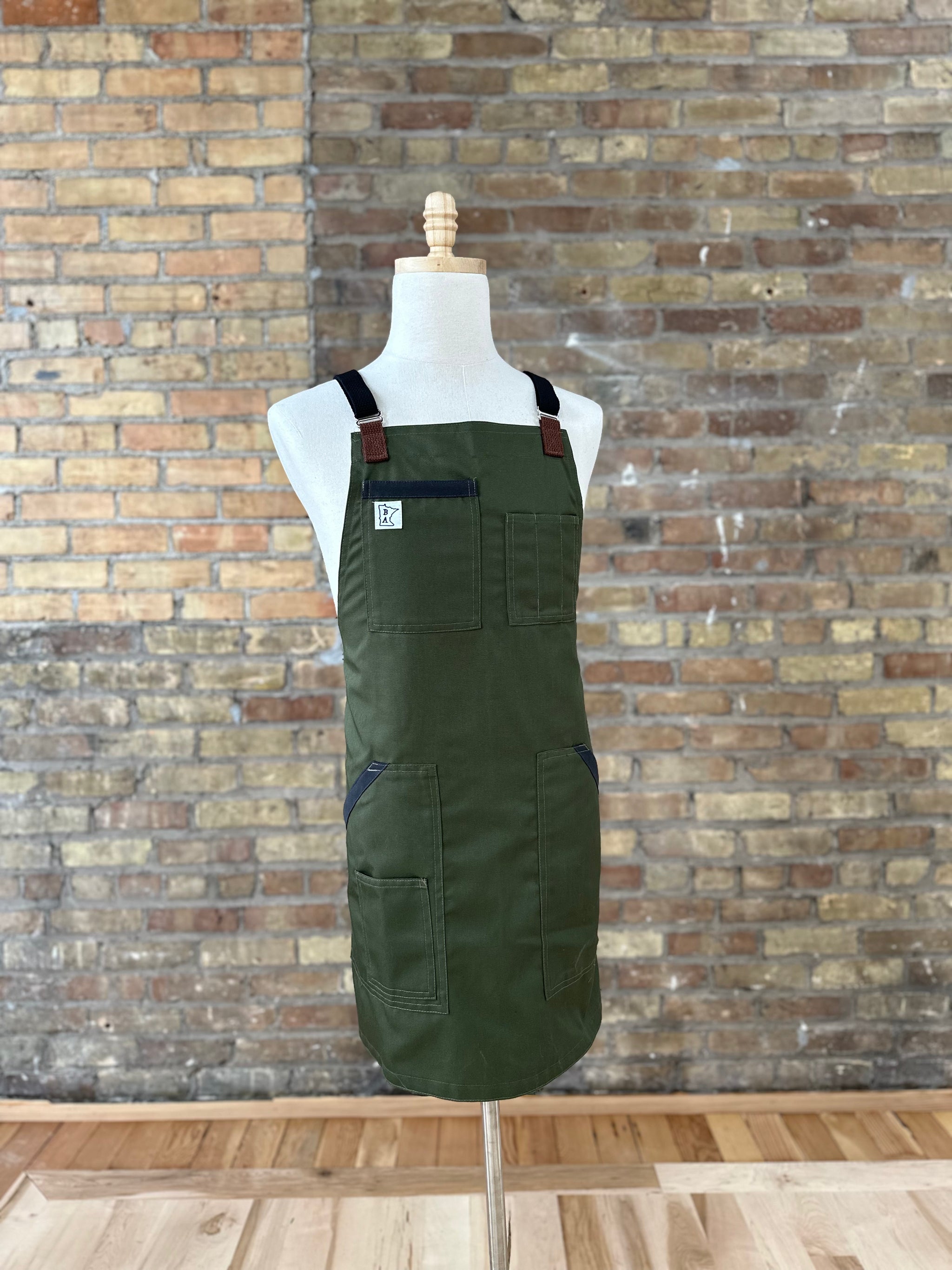 The Spruce – Craftmade Aprons