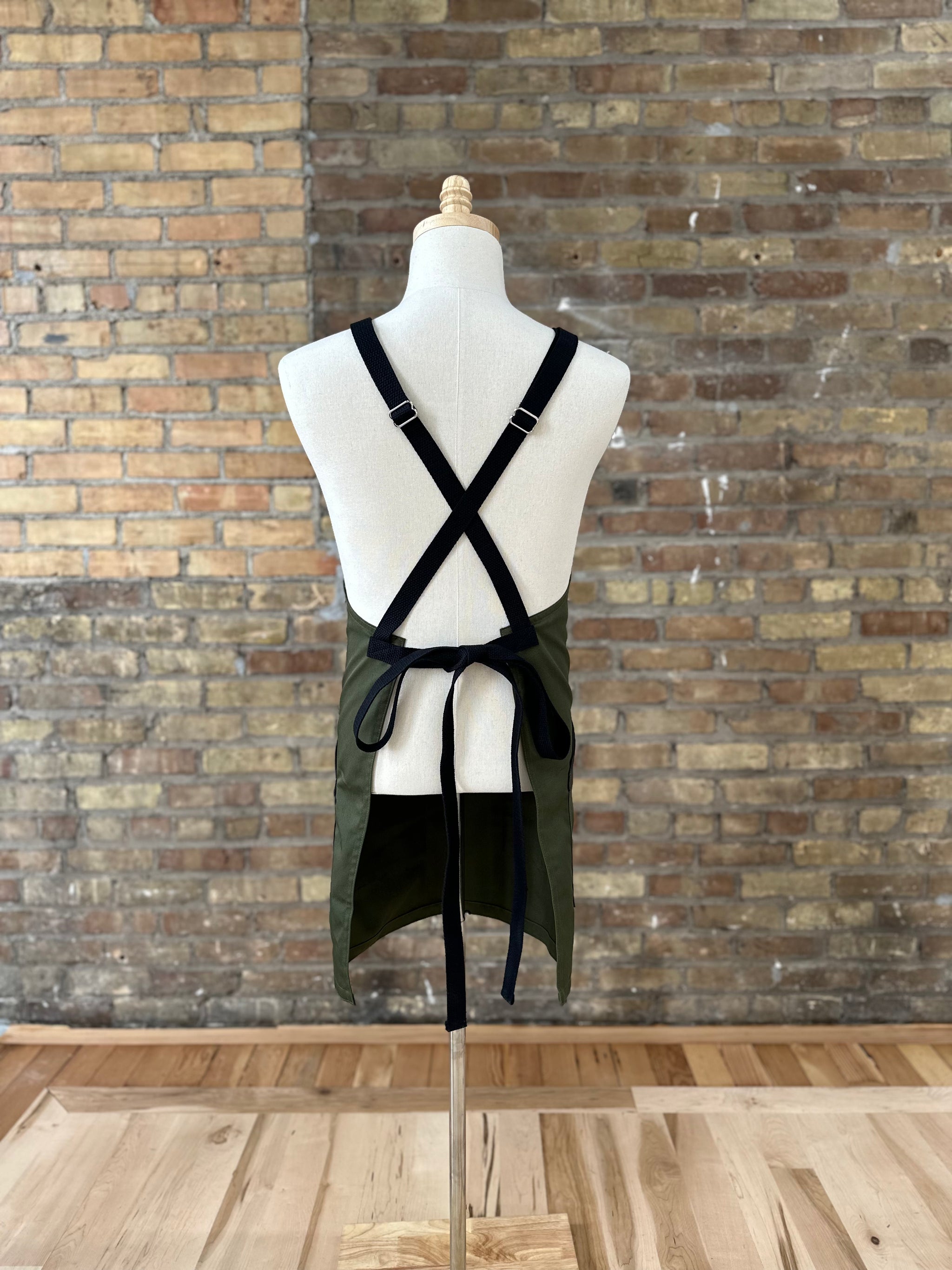 The Spruce – Craftmade Aprons